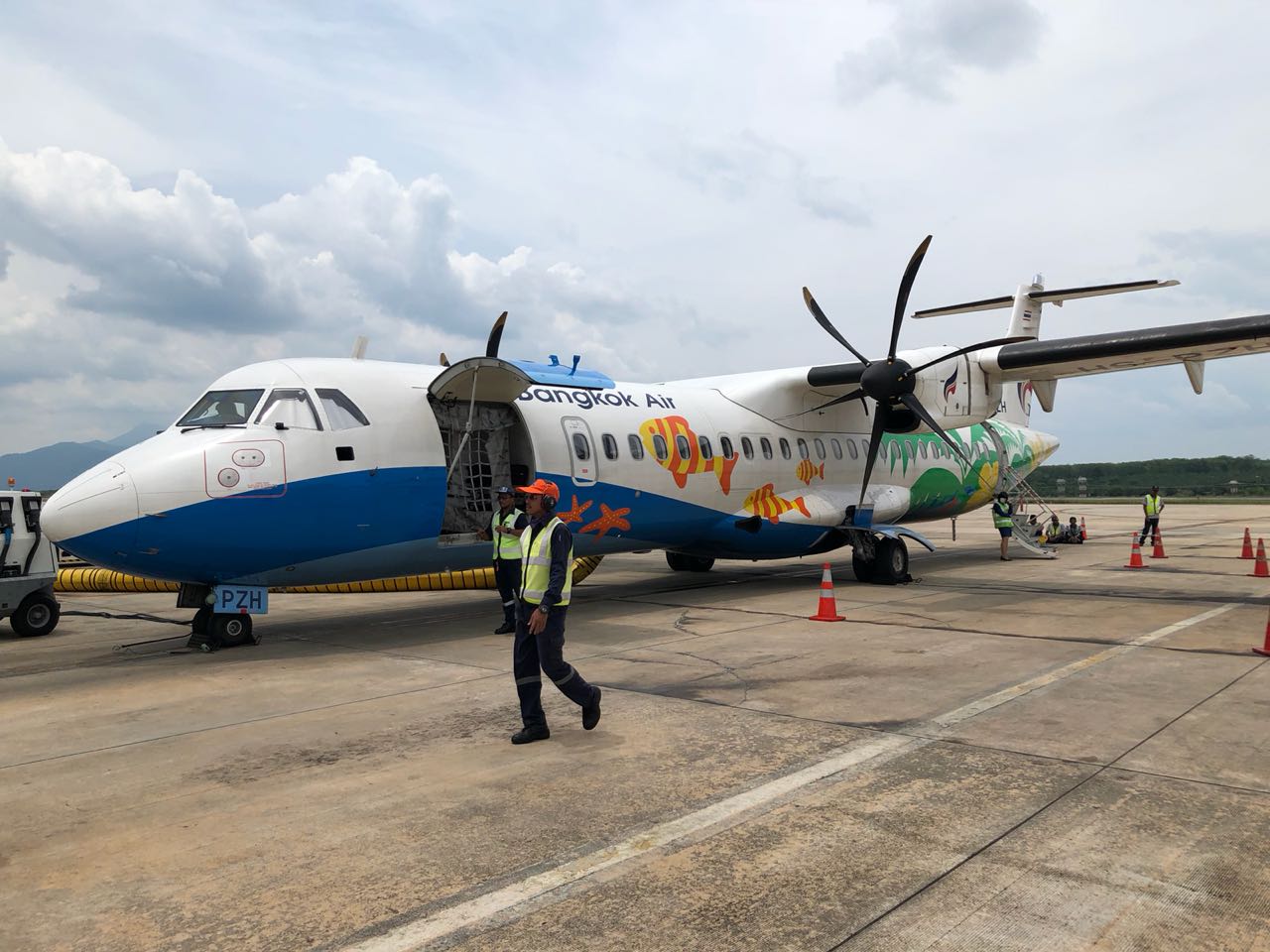 COMO É VOAR BANGKOK AIRWAYS